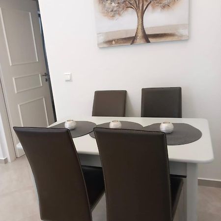 Apartment In The Centre For 4 People Naxos City Exterior foto